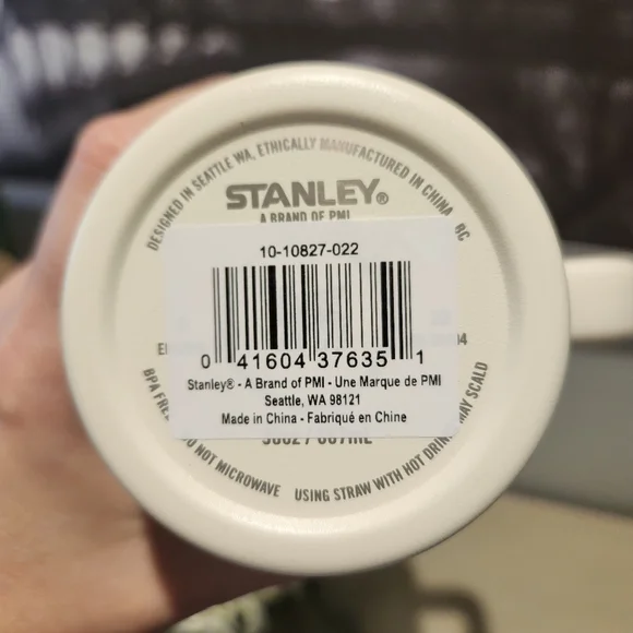 (2) NWT Stanley Cream 30 oz Flowstate Quencher H20 Tumblers - Picture 5 of 12